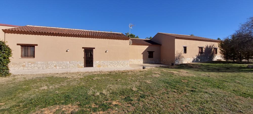 for sale house Campillo De Altobuey Machuela 2