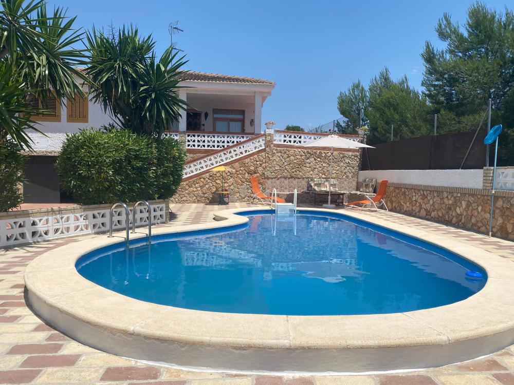  for sale villa Montserrat Ribera Alta 1