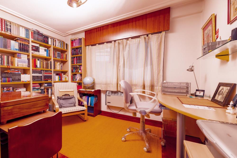  for sale apartment O Carme Vigo 44