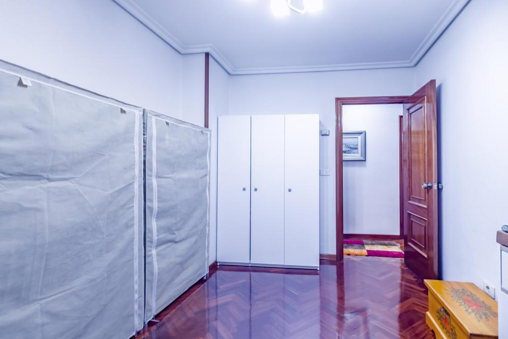  for sale apartment O Carme Vigo 52