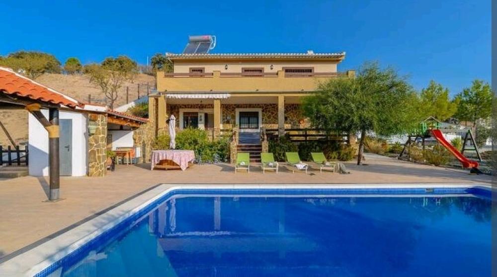 for sale villa Fuente Camacho Loja 1