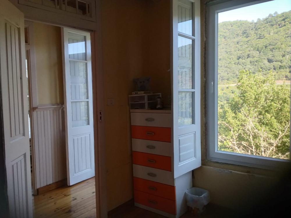  for sale house Untes Ourense 31