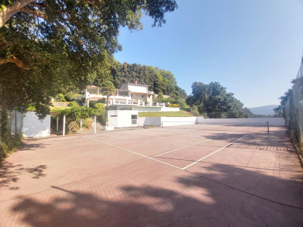  for sale villa Soutoxuste Vigo 12