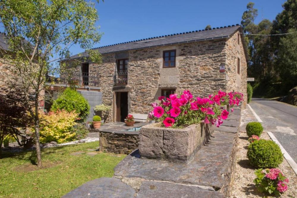  for sale hotel Monfero Eume 7