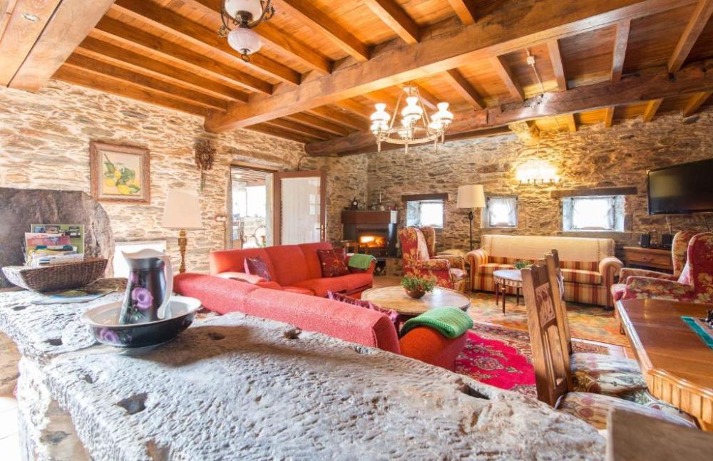  for sale hotel Monfero Eume 12
