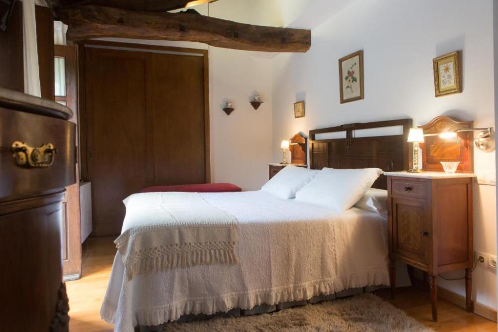  for sale hotel Monfero Eume 18