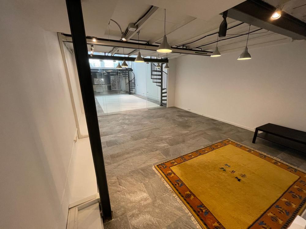  for sale ground floor Eixample-Sant Antoni Barcelonès 4