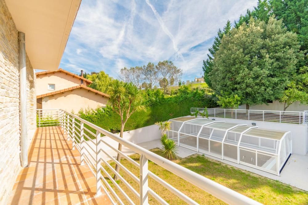  for sale villa Gorráiz Pamplona 28