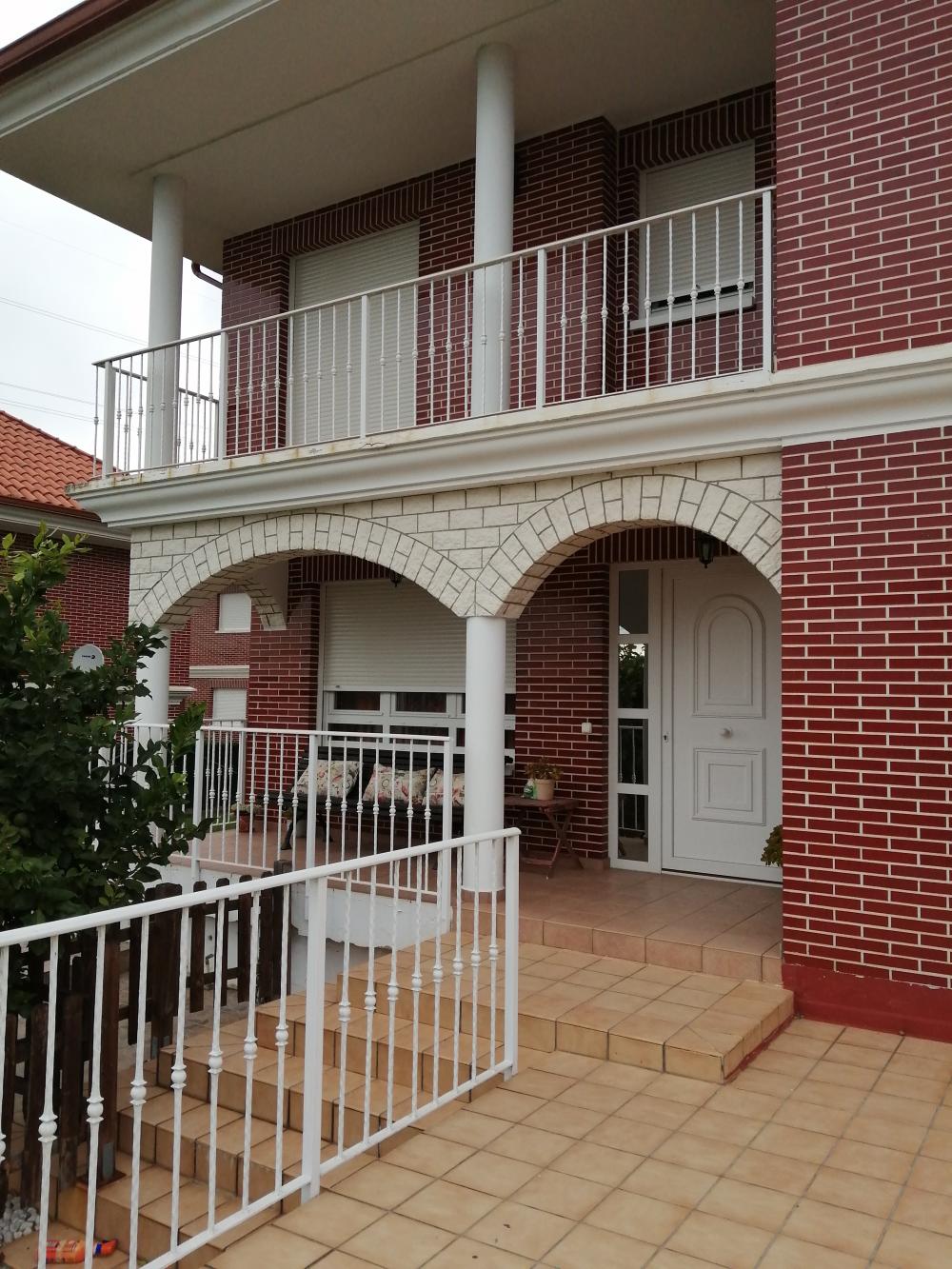  for sale villa Guarnizo Comarca De Santander 12