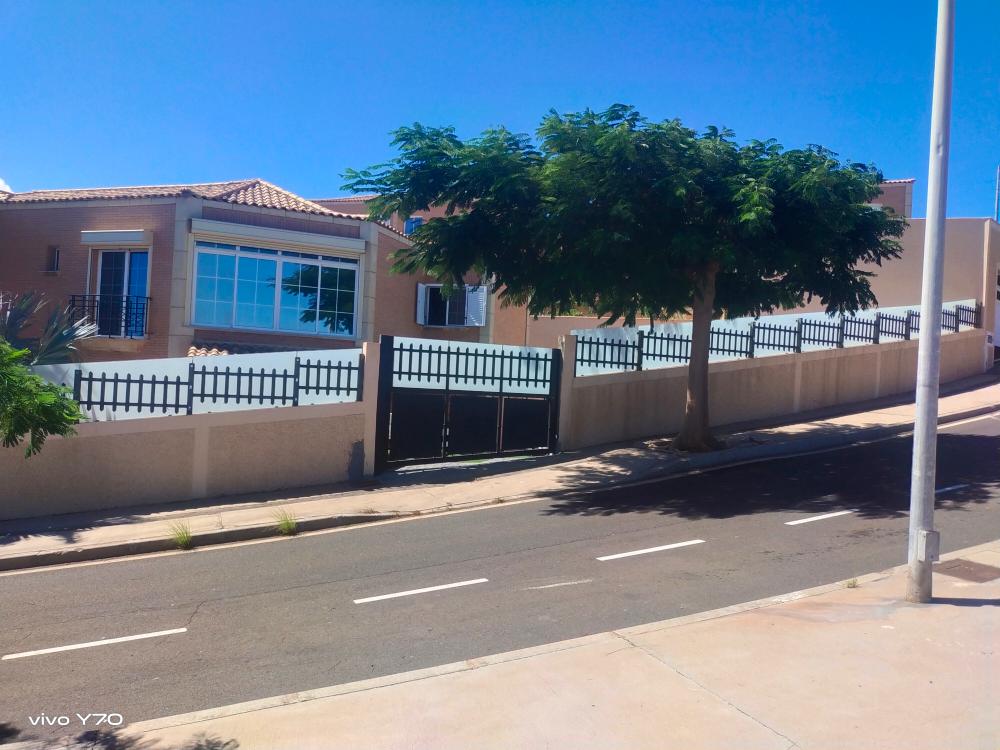  for sale semi-detached house Radazul Bajo Zona Metropolitana 2