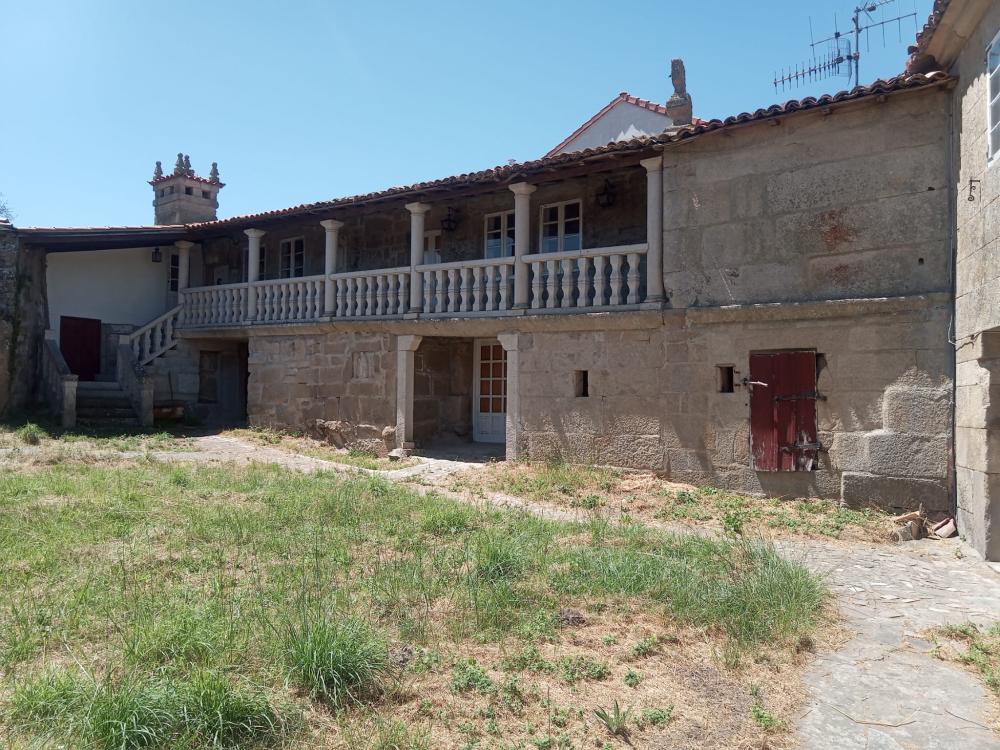  for sale country house Guntimil Limia 2