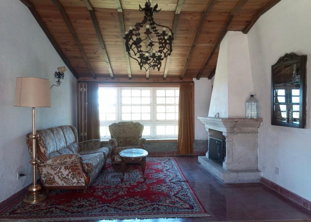  for sale country house Guntimil Limia 8