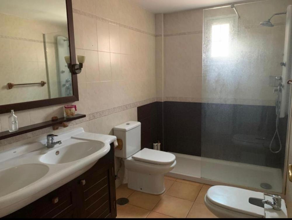  for sale villa Radazul Bajo Zona Metropolitana 1