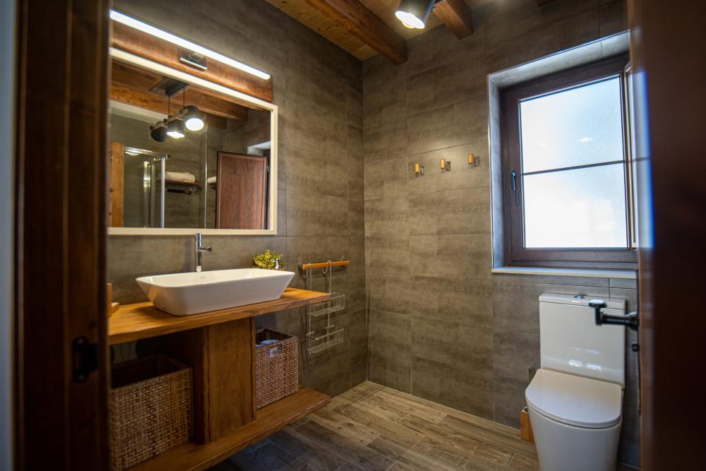  for sale house Sotres Oriente 24