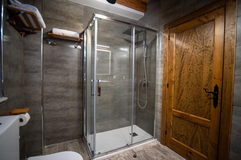  for sale house Sotres Oriente 25