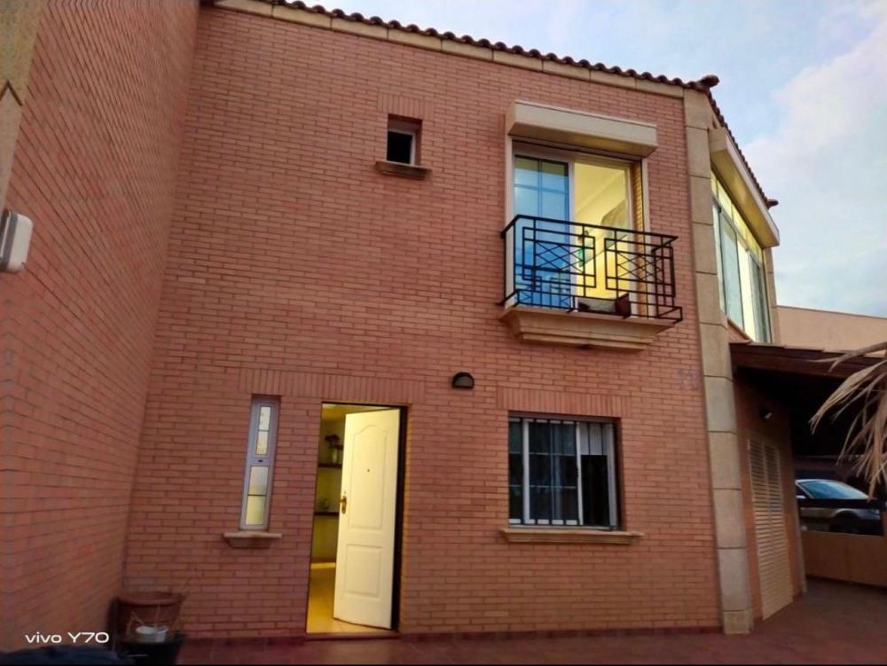  for sale villa Radazul Bajo Zona Metropolitana 13