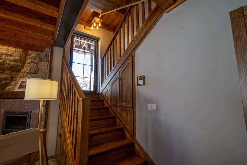  for sale house Sotres Oriente 13