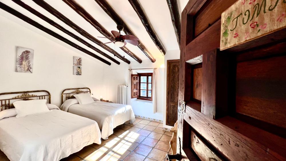  for sale villa Biar Alt Vinalopó 47