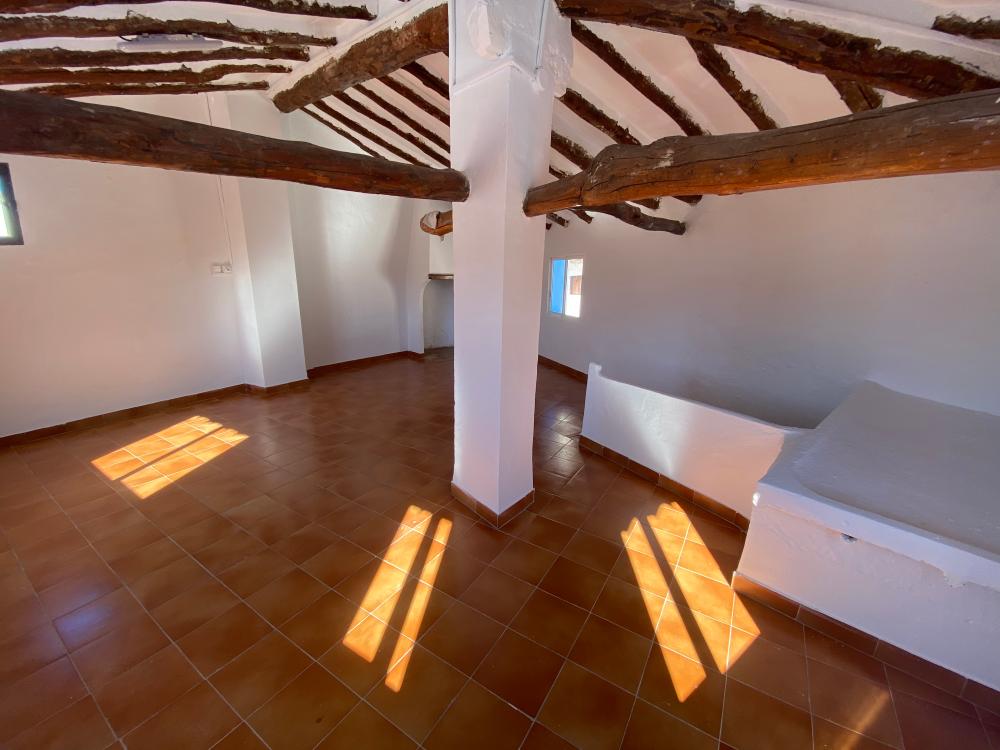  for sale house Tuéjar Serranos (Los) 2