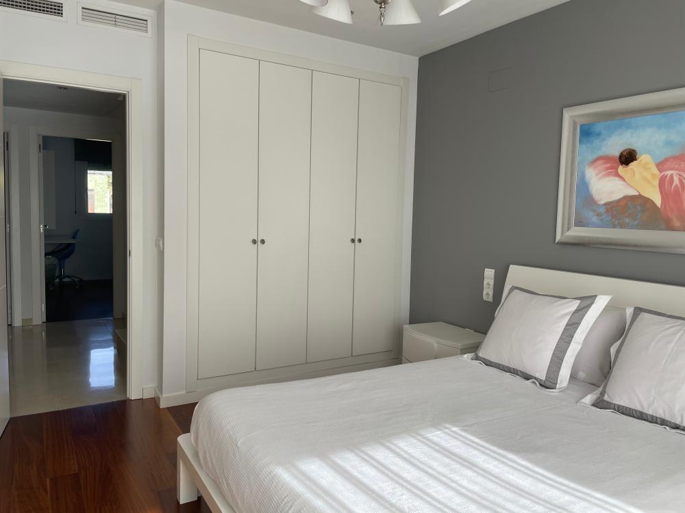  for sale villa Paterna Horta Oest 38