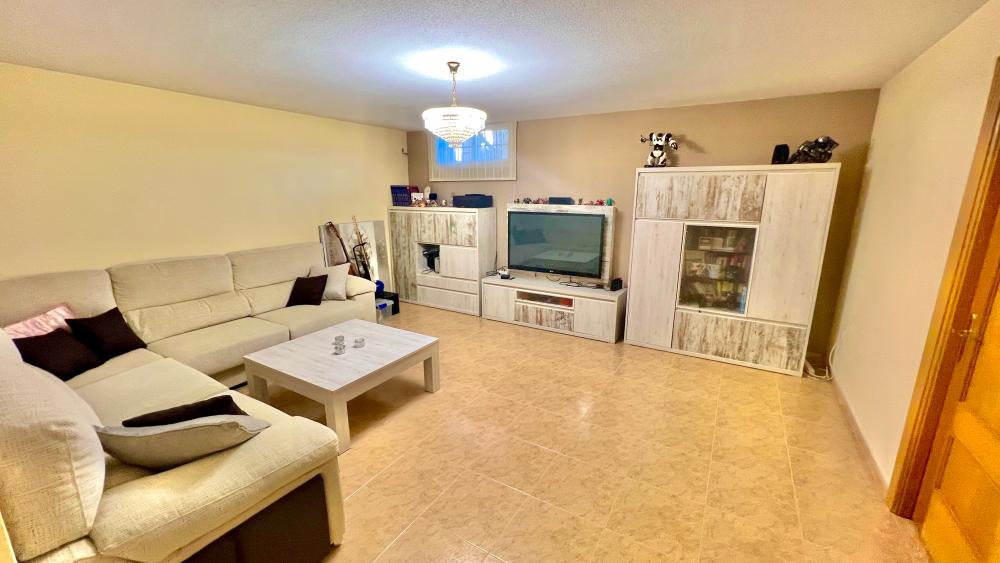  for sale villa Arroyomolinos Sur 18