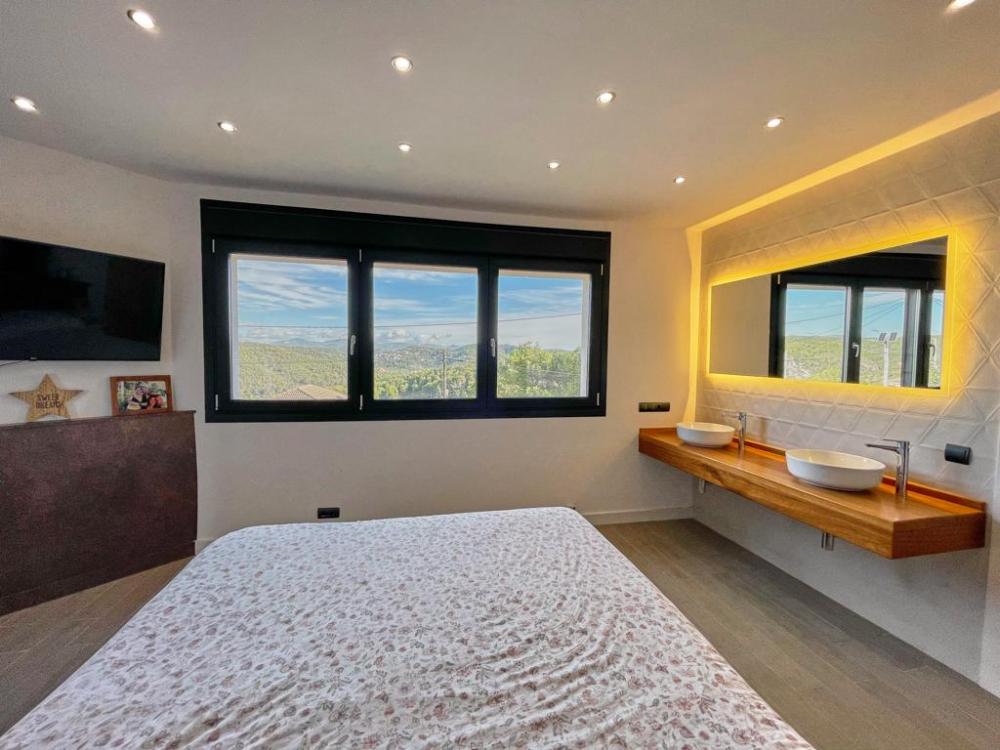  for sale villa Vora Sitges Garraf 28