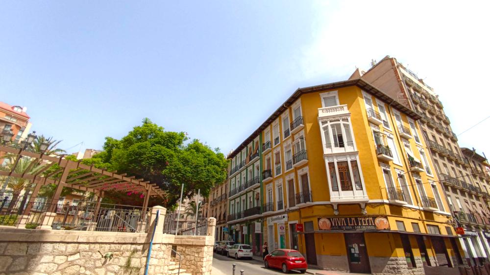  for sale duplex Mercado Alacantí 1