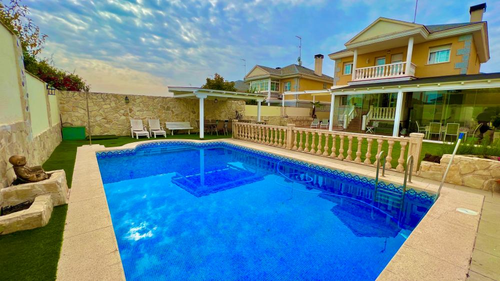 for sale villa Arroyomolinos Sur 22