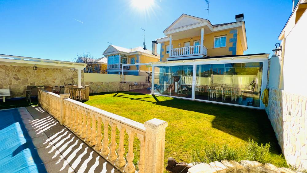  for sale villa Arroyomolinos Sur 1