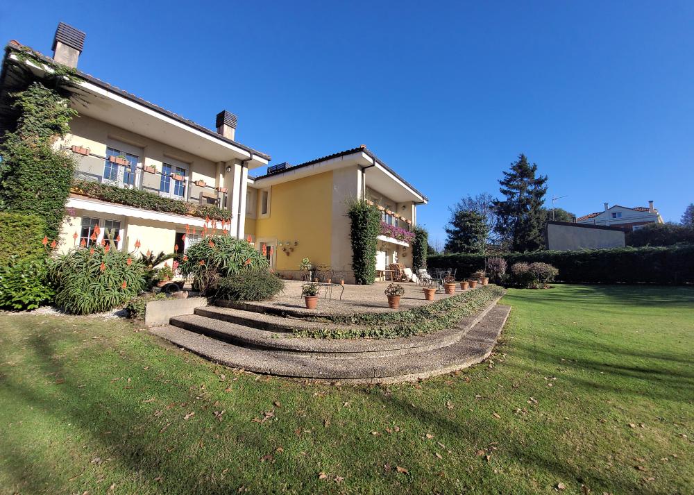  for sale villa El Bibio Gijón 4