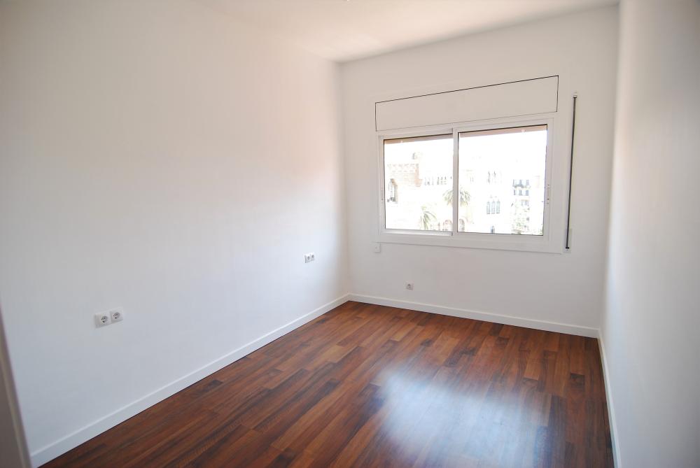  for sale apartment Eixample-Dreta De L'eixample 08037 Barcelonès 35