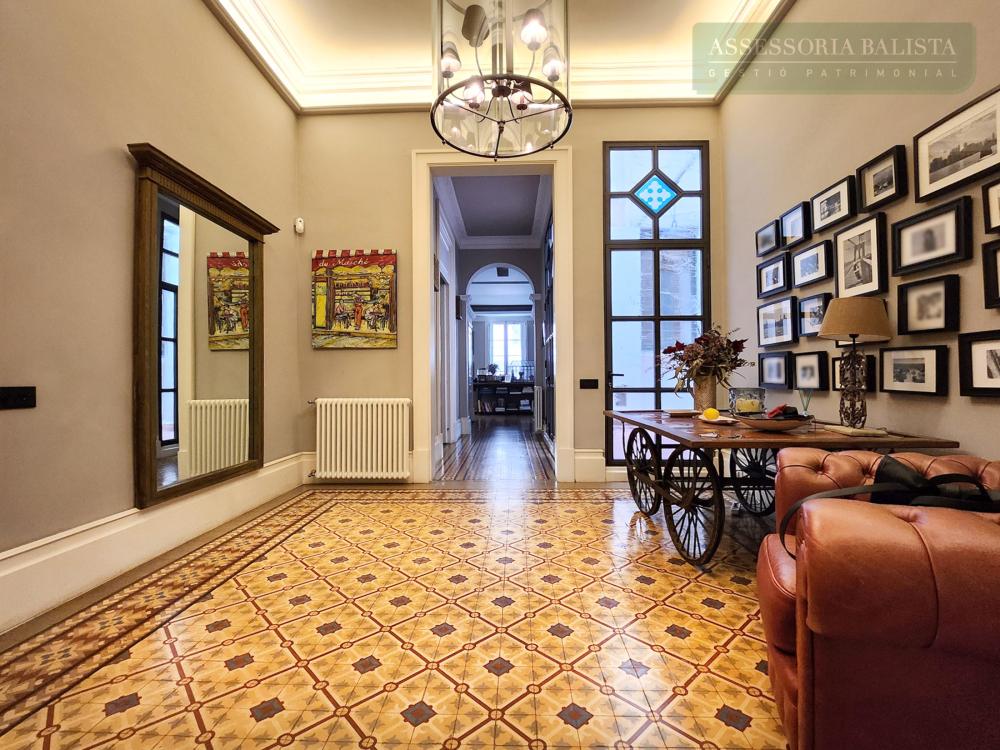  for sale apartment Ciutat Vella-Sant Pere-Santa Caterina-El Born Barcelonès 5
