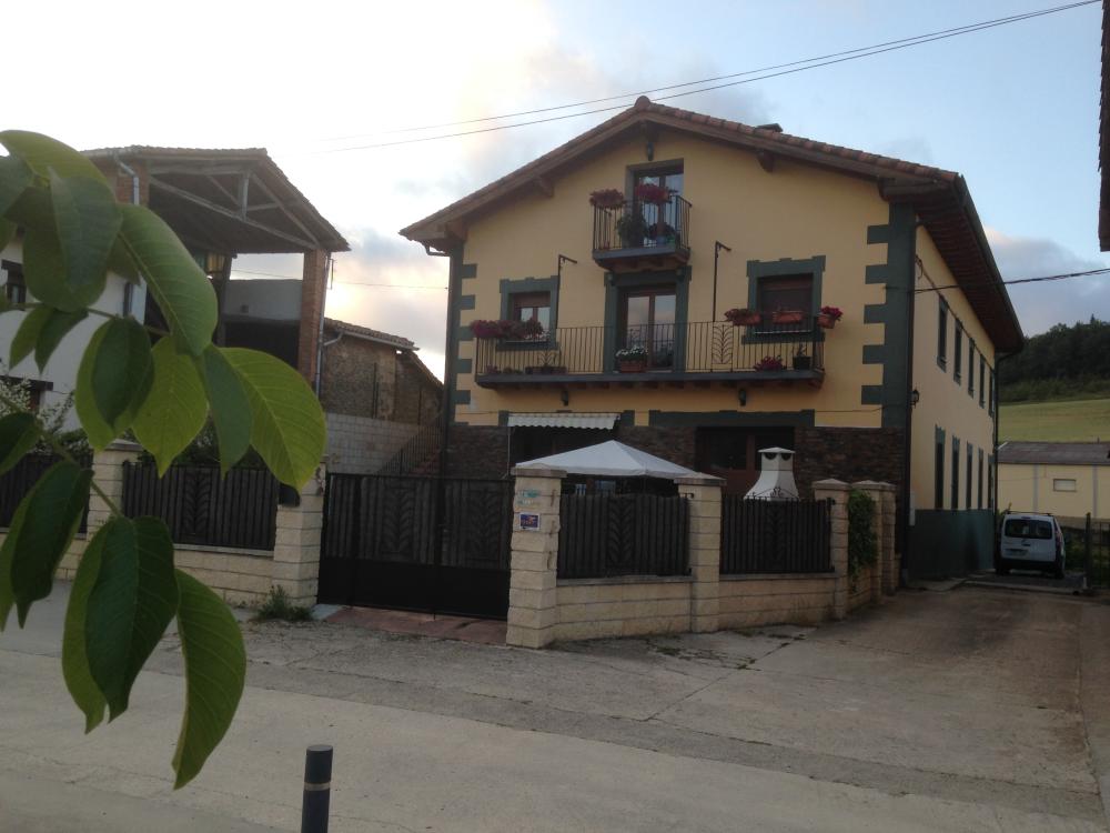  for sale hotel Obécuri Ebro 3