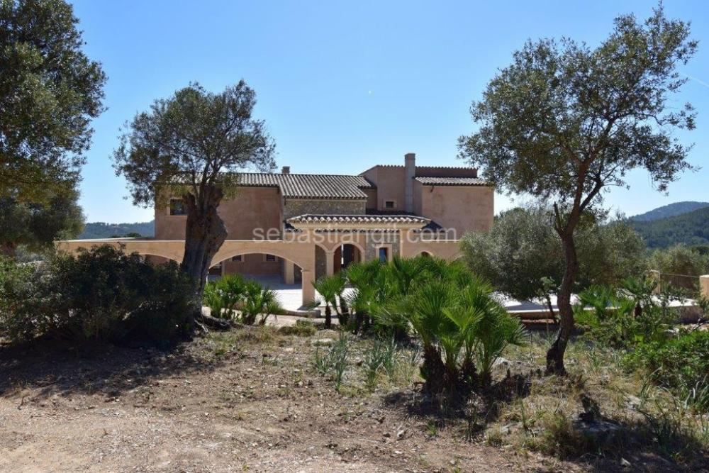  for sale villa Camp De Mar Ponent 2