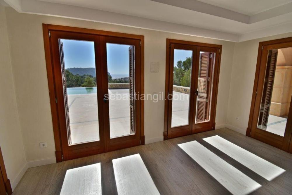  for sale villa Camp De Mar Ponent 13