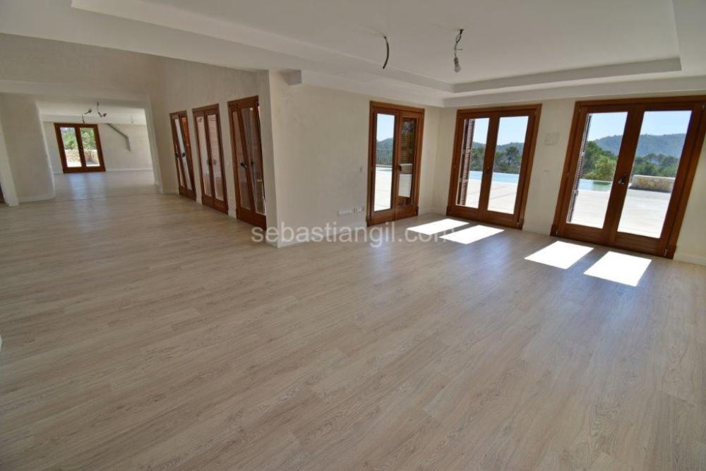  for sale villa Camp De Mar Ponent 16