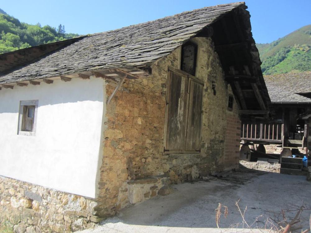  for sale house Moal Narcea 15