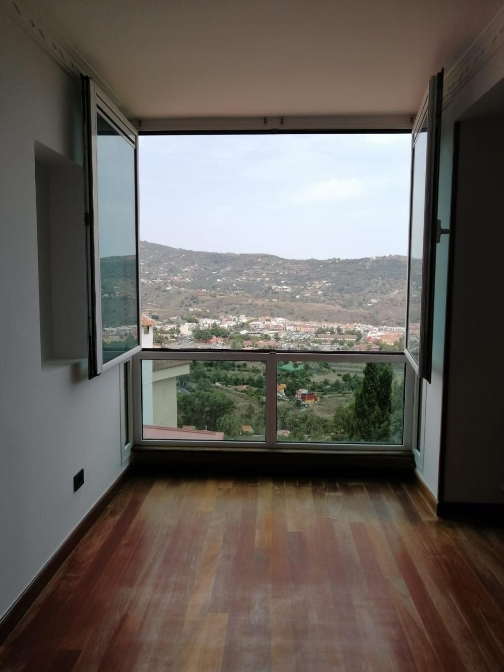  for sale duplex Cuesta De La Grama Área Centro 2