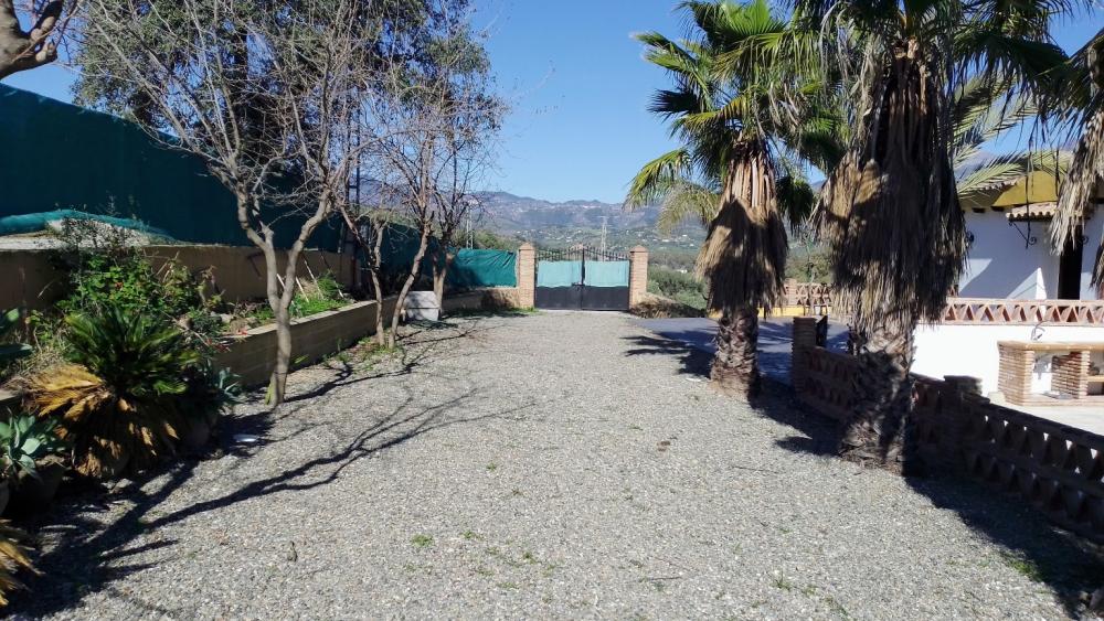  for sale country house Monda Sierra De Las Nieves 36