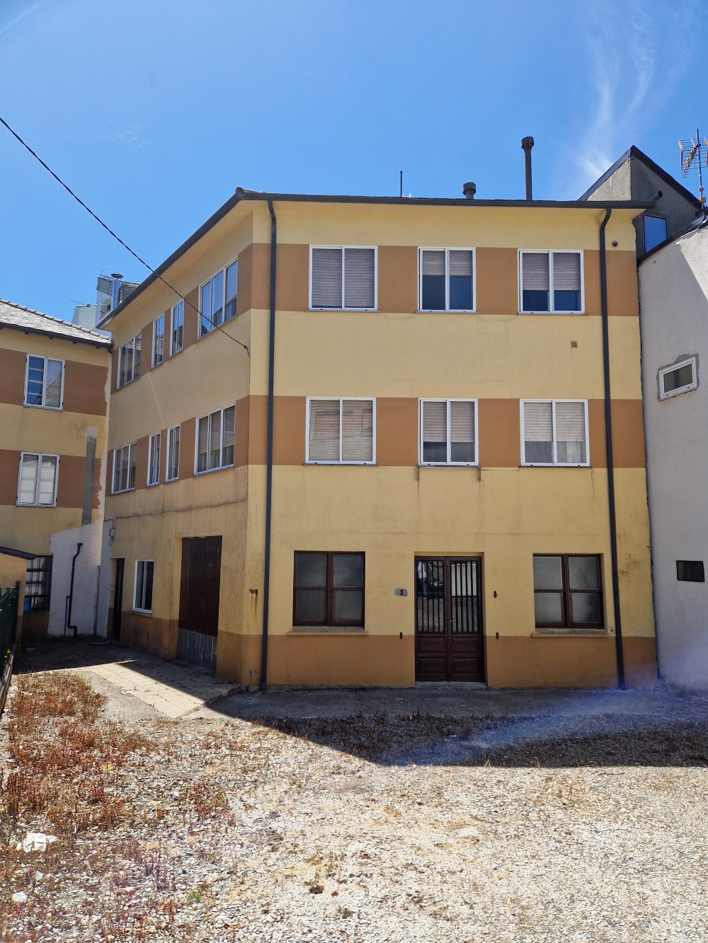  for sale house Pedrafita Do Cebreiro Ancares 1