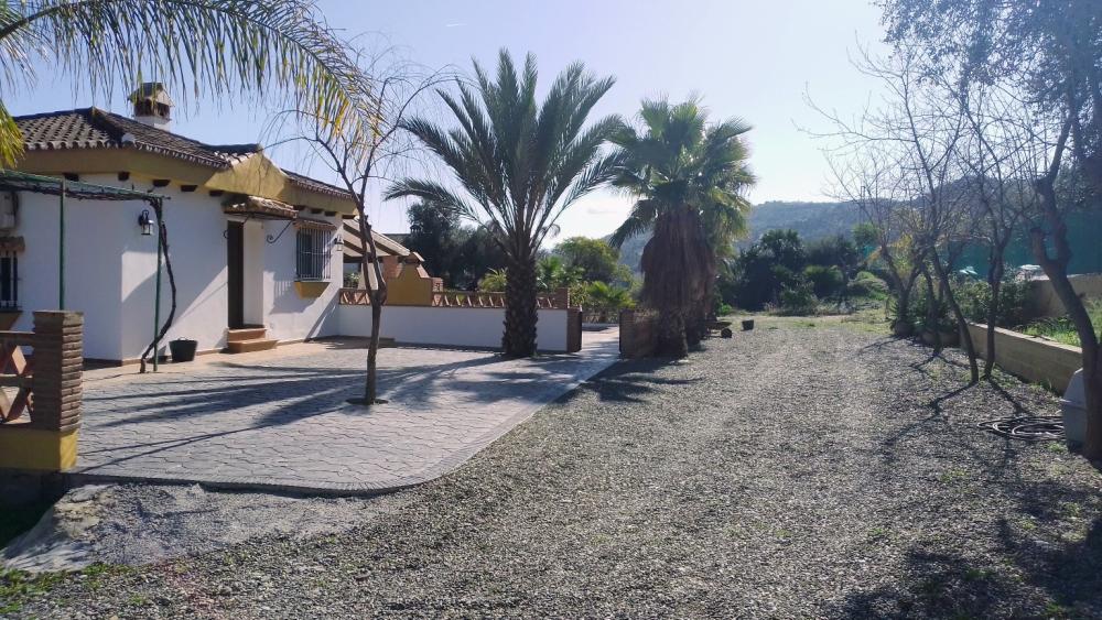  for sale country house Monda Sierra De Las Nieves 33