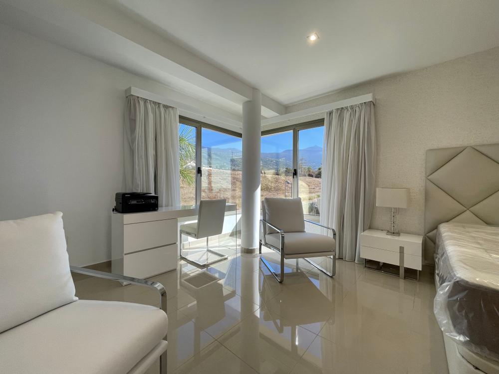  for sale villa El Durazno Zona Norte 25