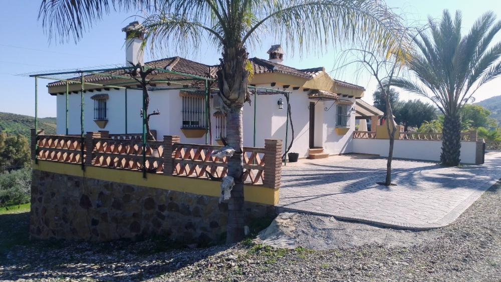  for sale country house Monda Sierra De Las Nieves 11