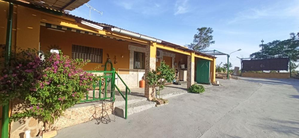  for sale country house Mirandilla Merida 1