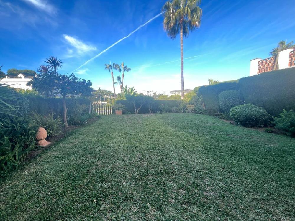  for sale semi-detached house Calahonda Costa Del Sol Occidental 9