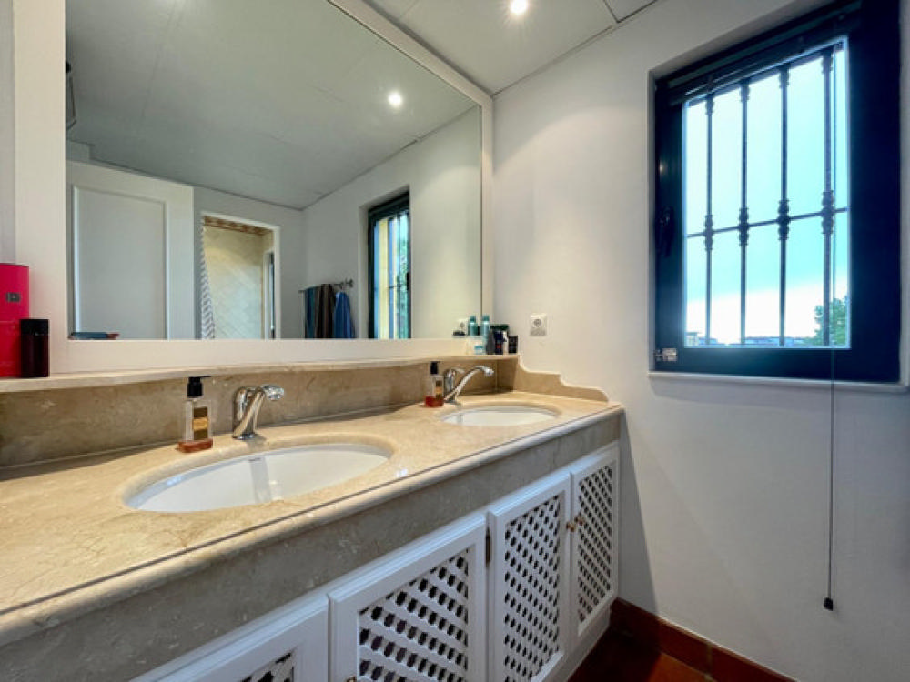  for sale semi-detached house Calahonda Costa Del Sol Occidental 35