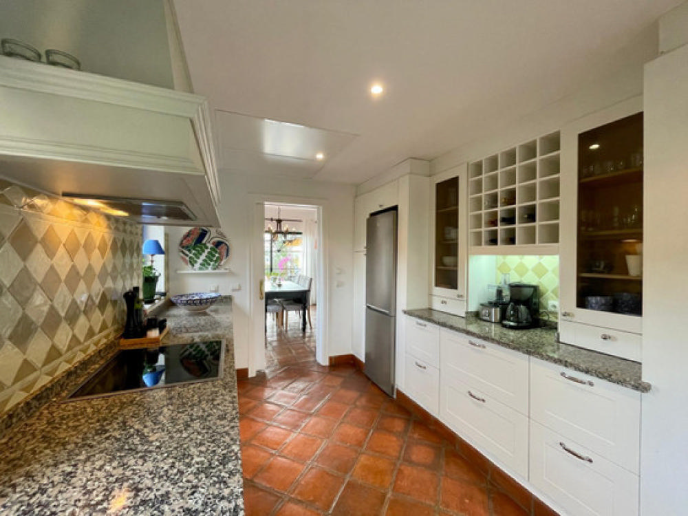  for sale semi-detached house Calahonda Costa Del Sol Occidental 21