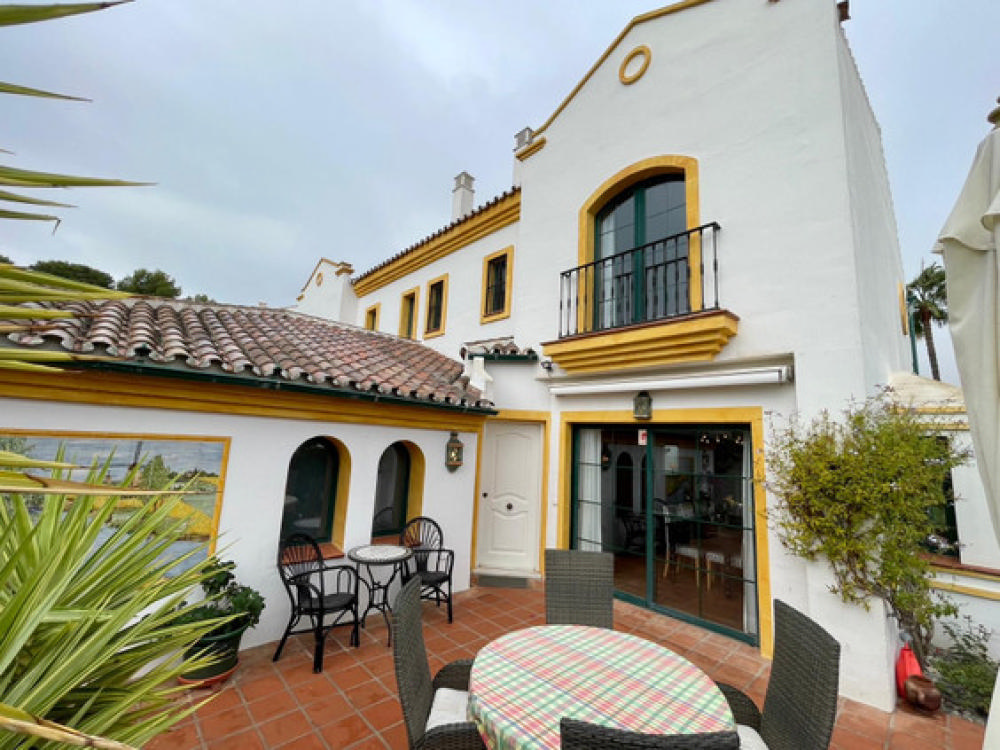  for sale semi-detached house Calahonda Costa Del Sol Occidental 37