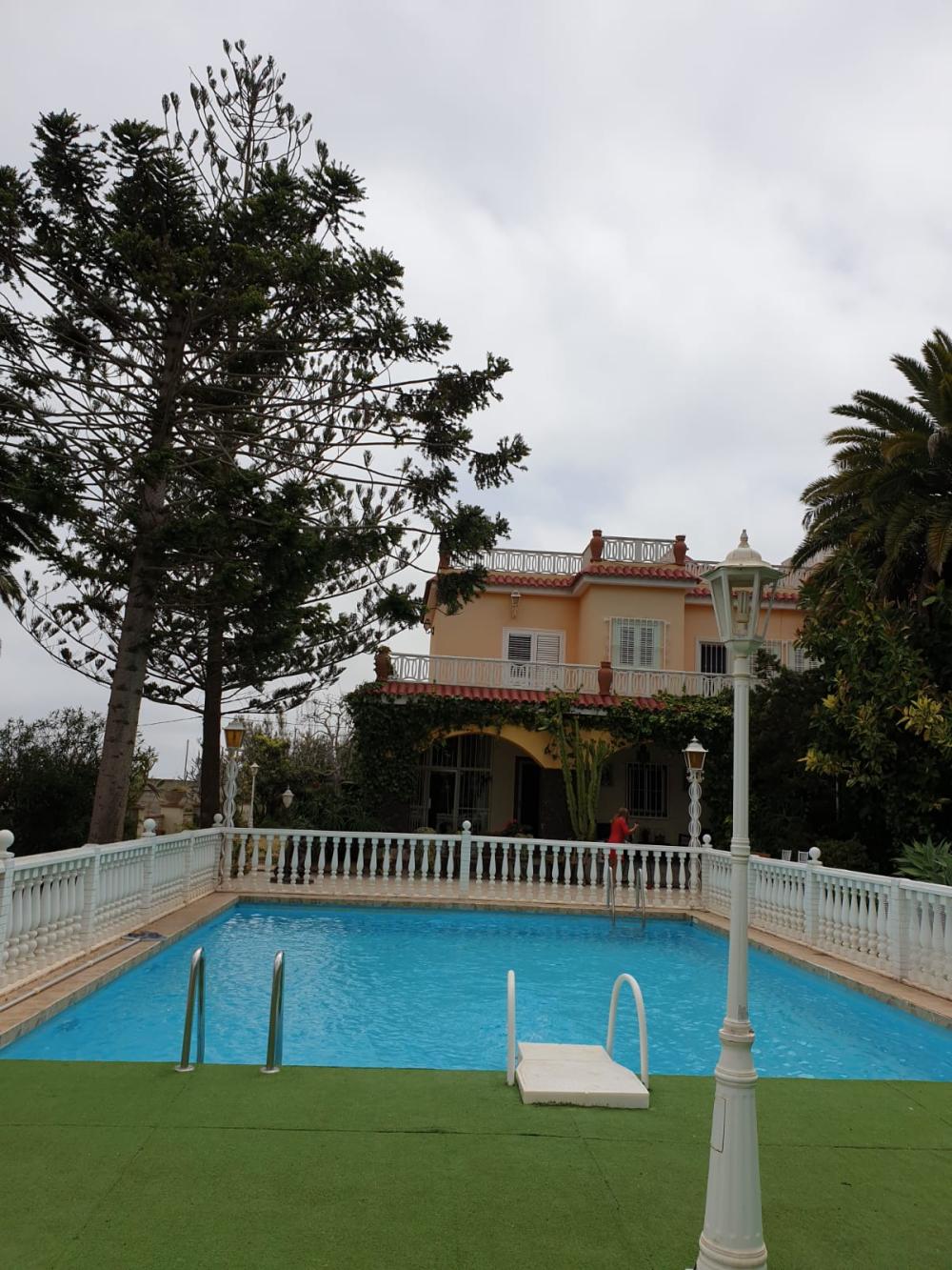  for sale villa Cambalud Área Norte 24