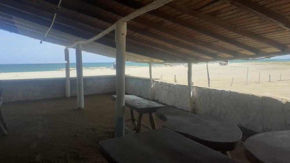  for sale commercial premise Albeos Paradanta 3
